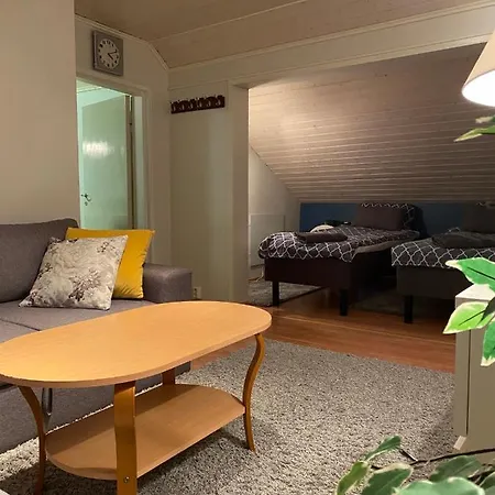 Koskentien Kotimajoitus & Luxury Glamping