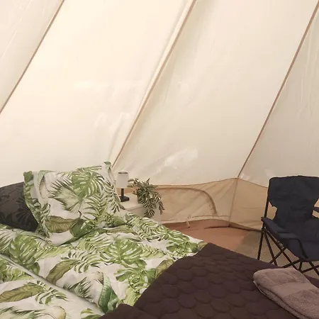 Koskentien & Luxury Glamping Apartment Jämsä