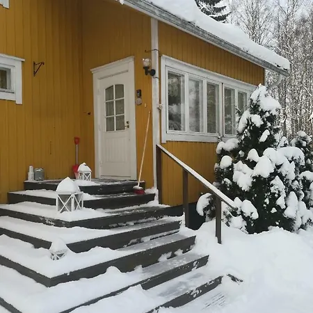 아파트 Koskentien Kotimajoitus & Luxury Glamping Jämsä